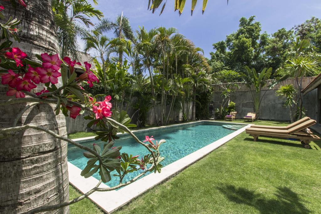 Villa Kundalini Seminyak  Ngoại thất bức ảnh